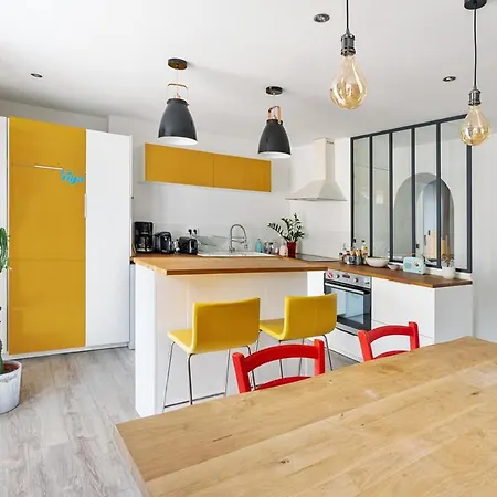 Bright And Through-apartment Apartment Nantes